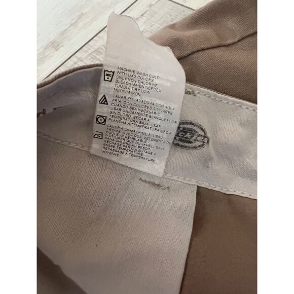 Dickies Khaki Cargo Shorts Men's Size 40 Durable Comfort Casual Short - Picture 4 of 7